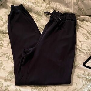 LULULEMON Women's Black Jogger Pants